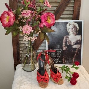 Donald J Pliner Couture